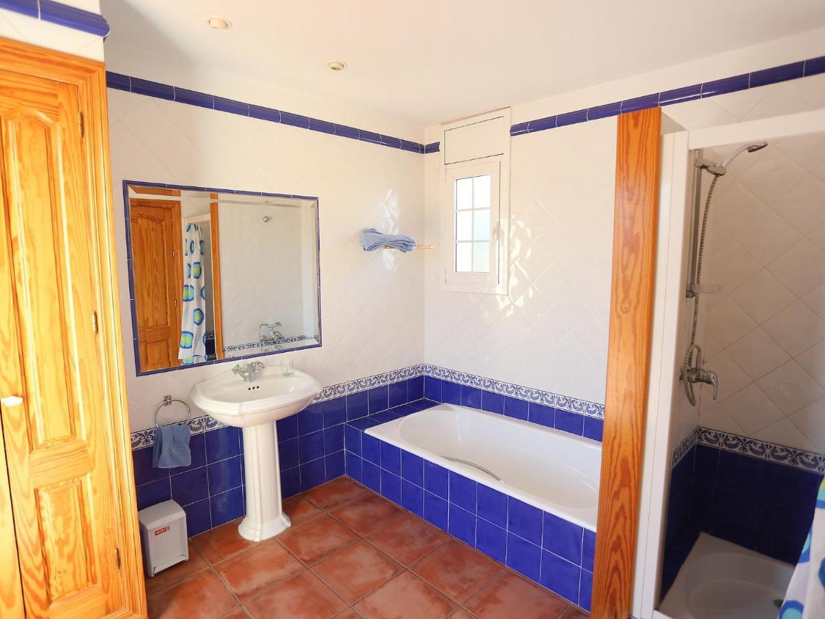Villa Villa Caleta By Interhome Les Tres Cales Ngoại thất bức ảnh